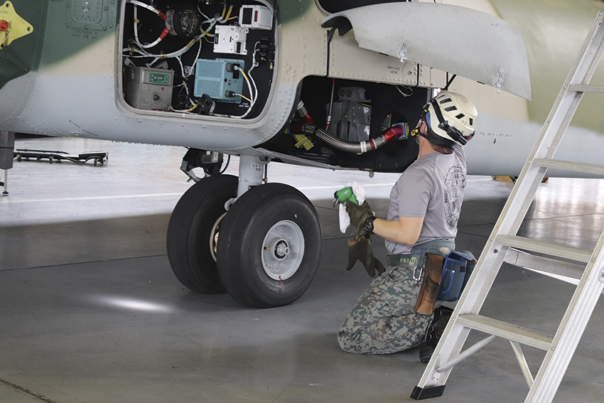 航空自衛隊　航空救難団　那覇ヘリコプター空輸隊